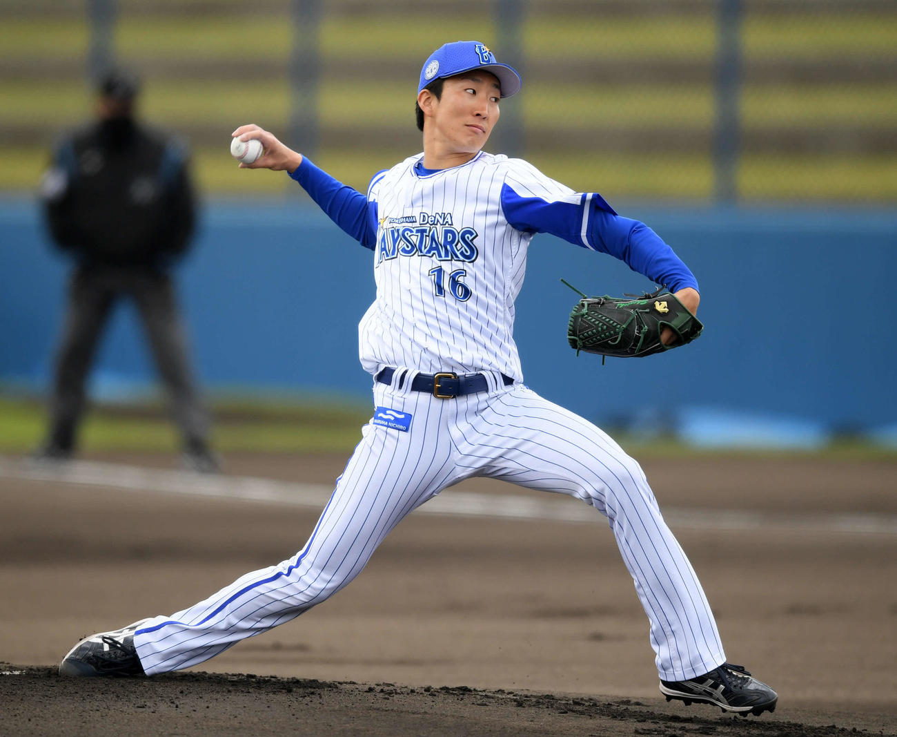 力投するDeNA先発の大貫（撮影・横山健太）