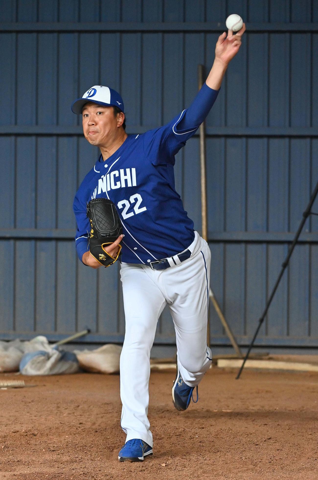中日大野雄大ブルペン軽め30球 調整ピッチング プロ野球写真ニュース 日刊スポーツ