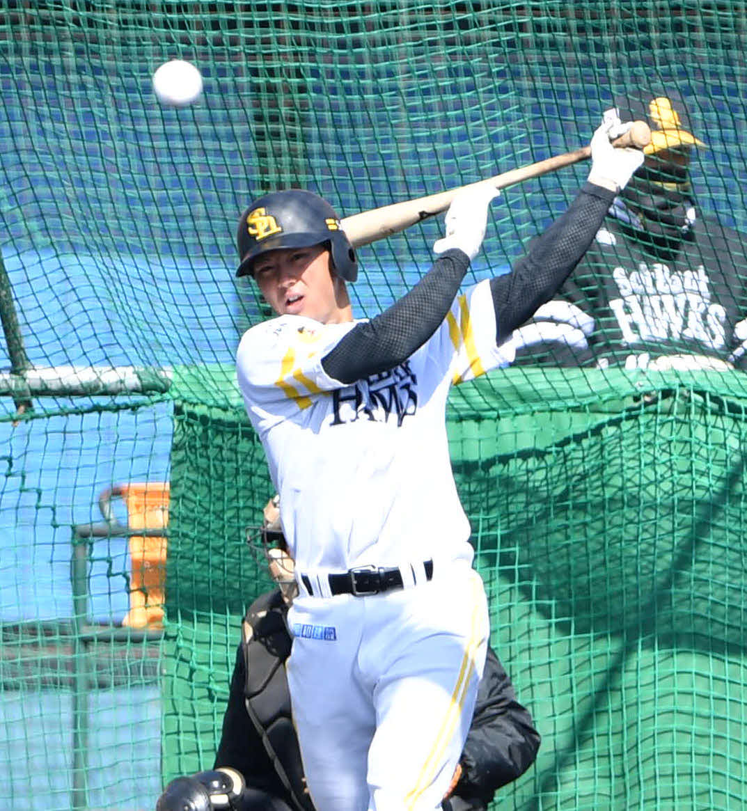 フリー打撃を行う佐藤直樹（撮影・岩下翔太）