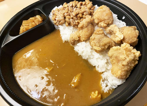 ココイチのフライドチキンカレー＋納豆

