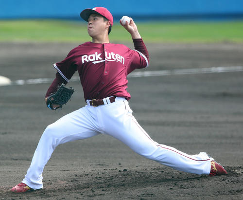 ヤクルト対楽天　楽天先発の藤井（撮影・河田真司）
