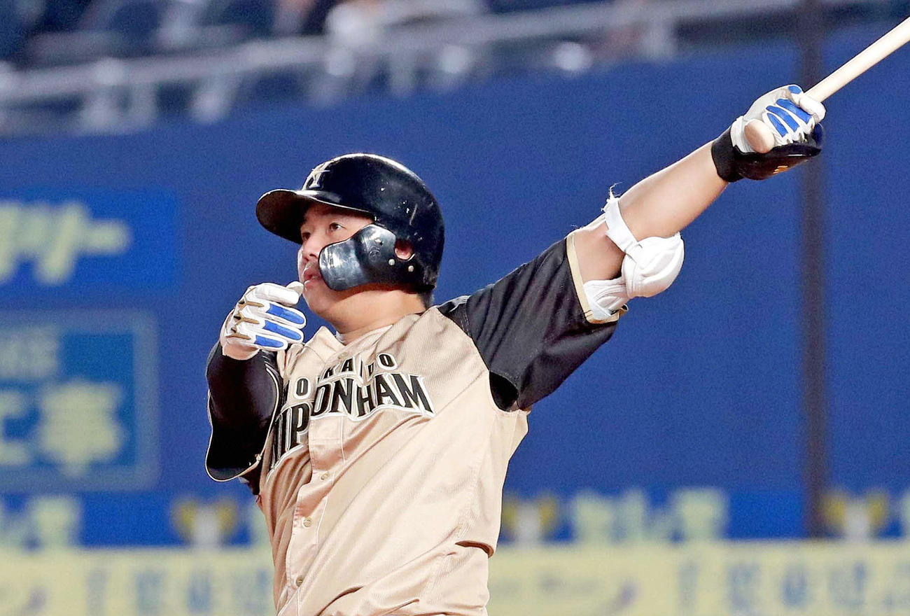 日本ハム横尾俊建（2020年8月13日撮影）
