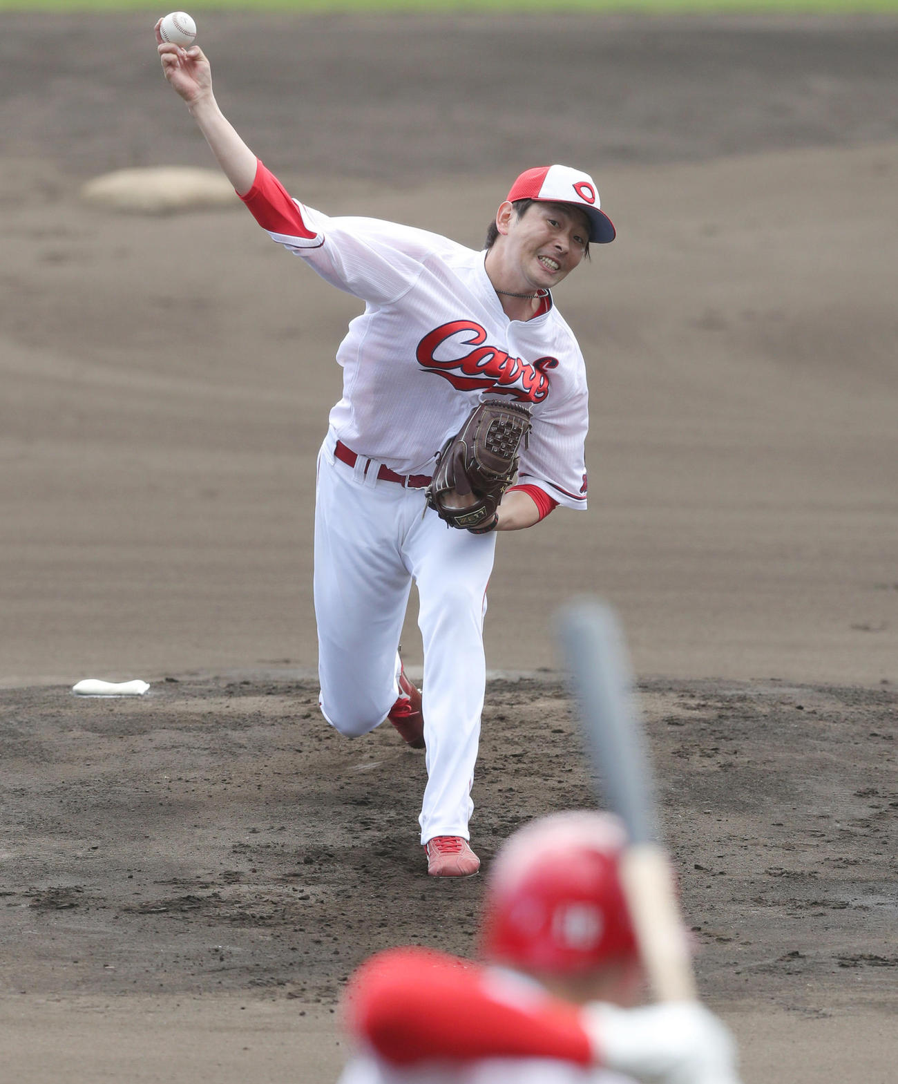 シート打撃に登板し力投する広島大瀬良（撮影・前田充）