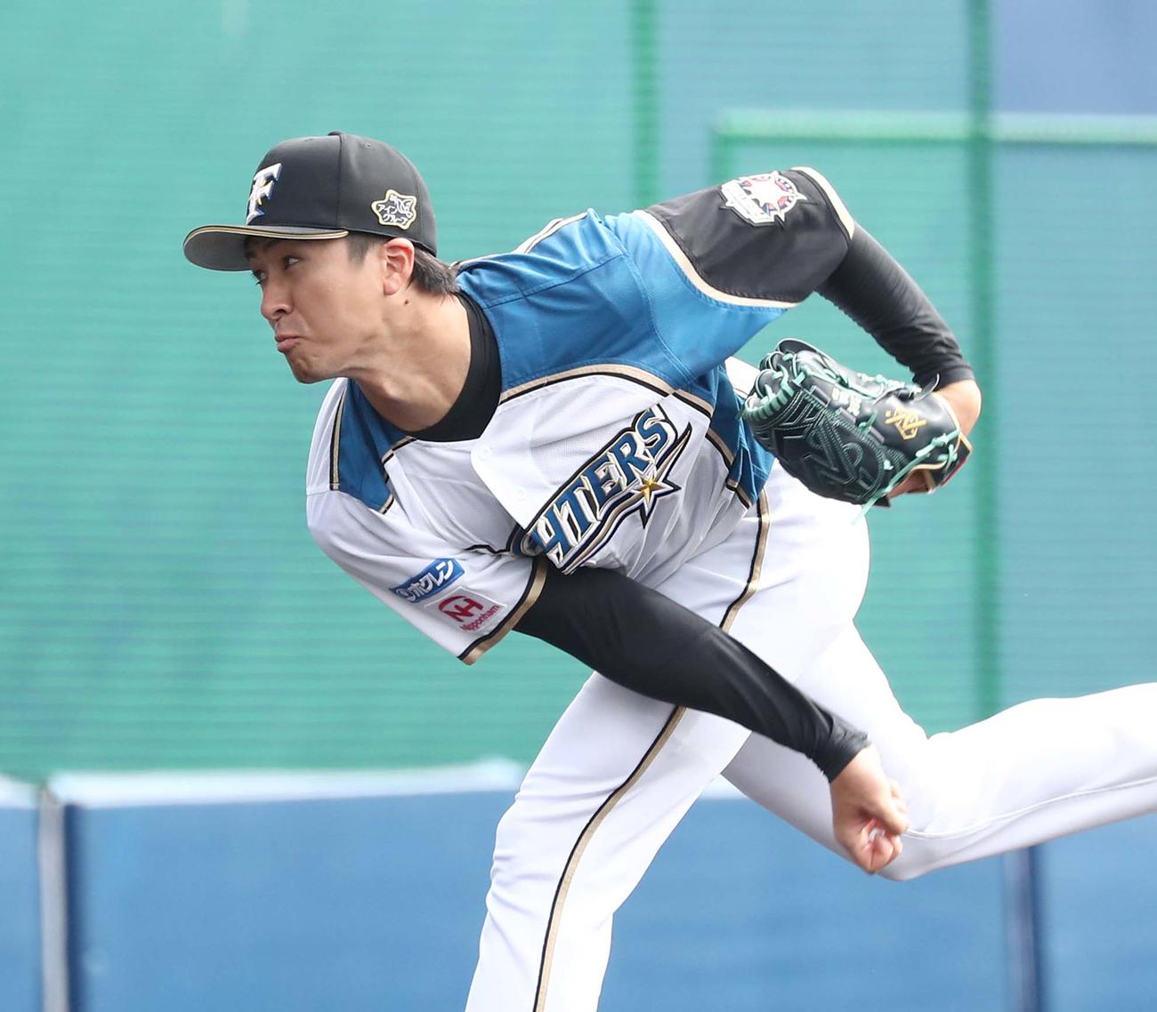 練習試合　日本ハム対楽天　3回を投げ1安打に抑える上沢（撮影・黒川智章）