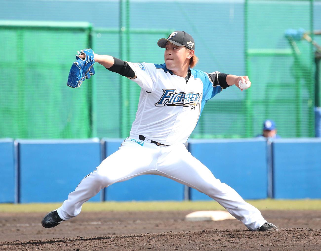 2軍練習試合　日本ハム対中日　5回から登板の河野（撮影・黒川智章）