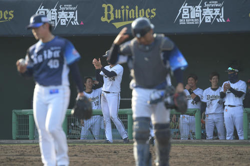 オリックスがサヨナラ振り逃げ 見たことない プロ野球写真ニュース 日刊スポーツ