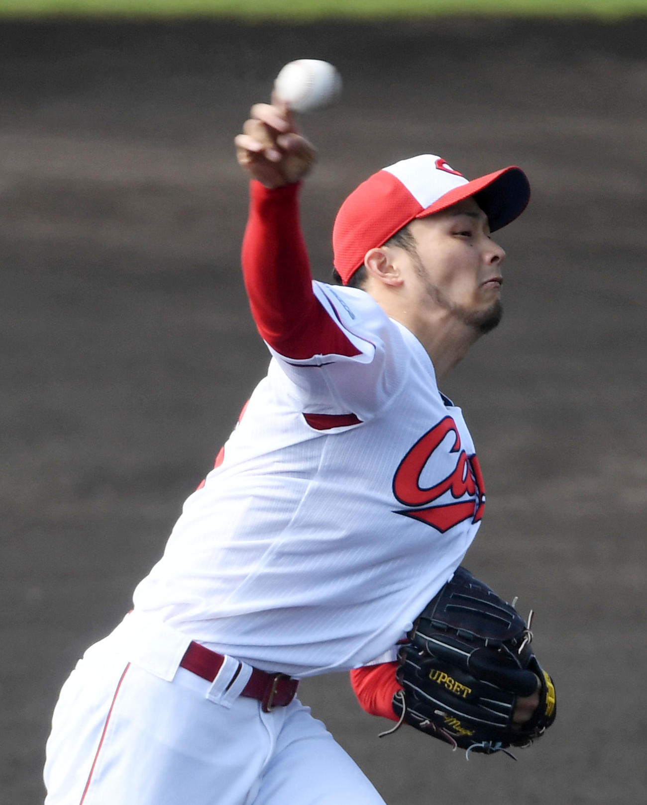 紅白戦　白組先発の薮田（撮影・前岡正明）