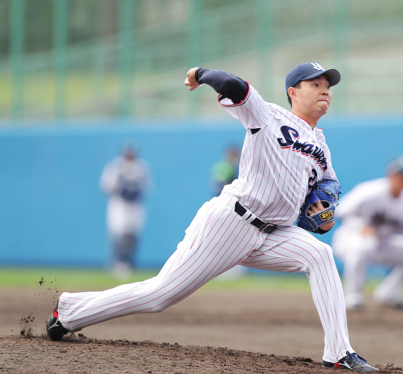 ヤクルト対楽天　5回表楽天の攻撃から登板する星（撮影・河田真司）