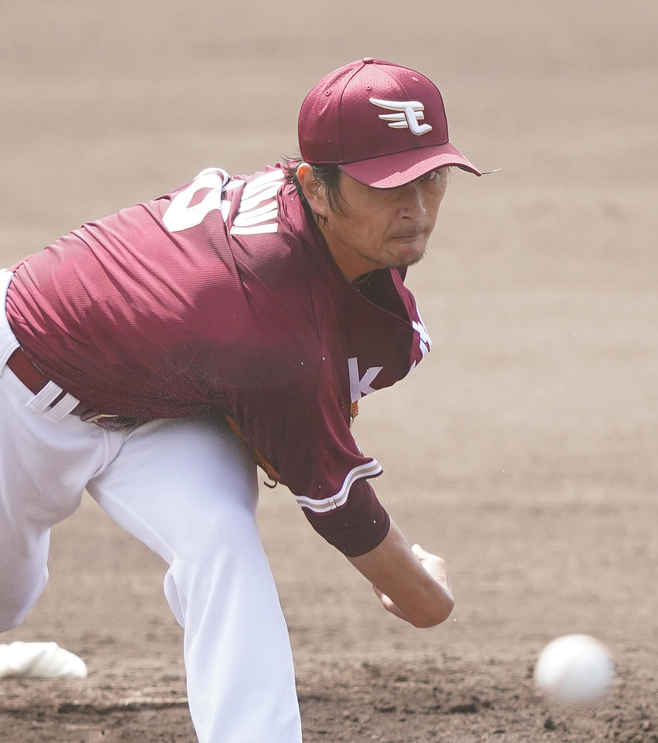 ヤクルトとの練習試合に先発し力投する楽天涌井（撮影・菅敏）