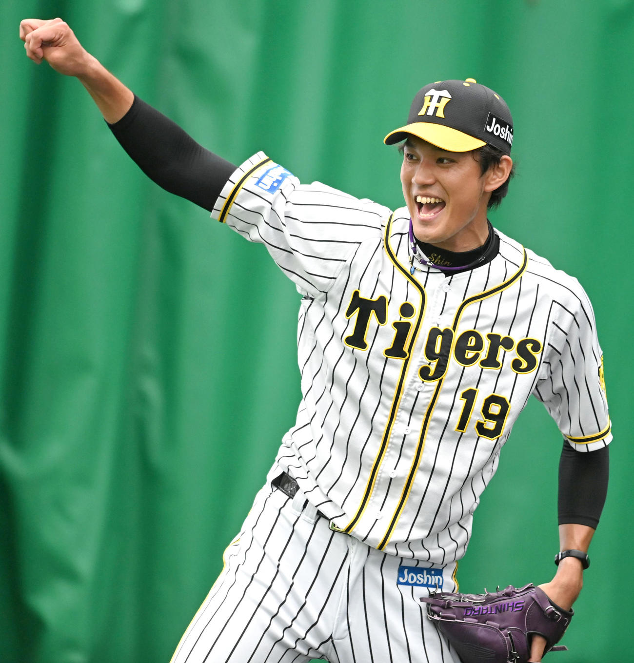 ブルペンで投球する藤浪晋太郎（代表撮影）