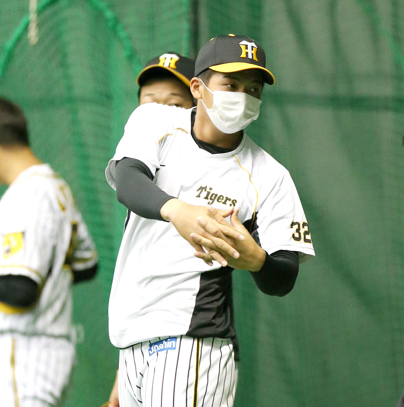 別メニューで調整する井上（撮影・上山淳一）