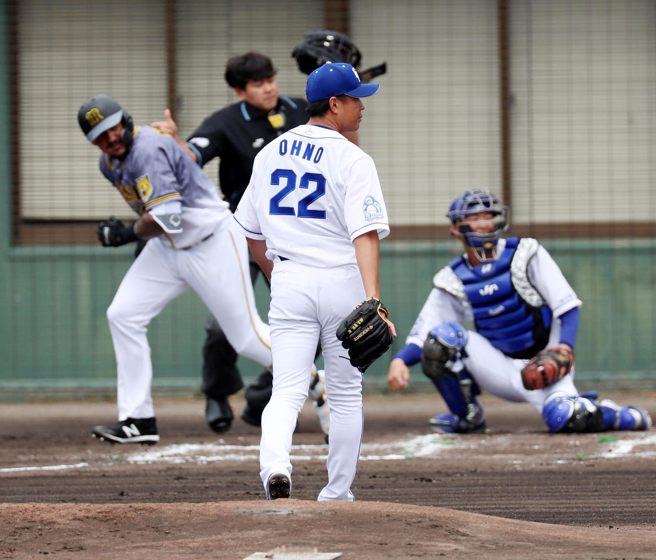 中日対阪神　1回表阪神1死満塁、大野雄はマルテに左線適時二塁打を打たれ失点する（撮影・加藤哉）