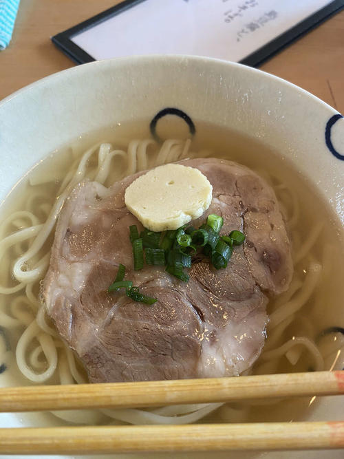 「島豆腐と、おそば。真打　田仲そば」の田仲そば