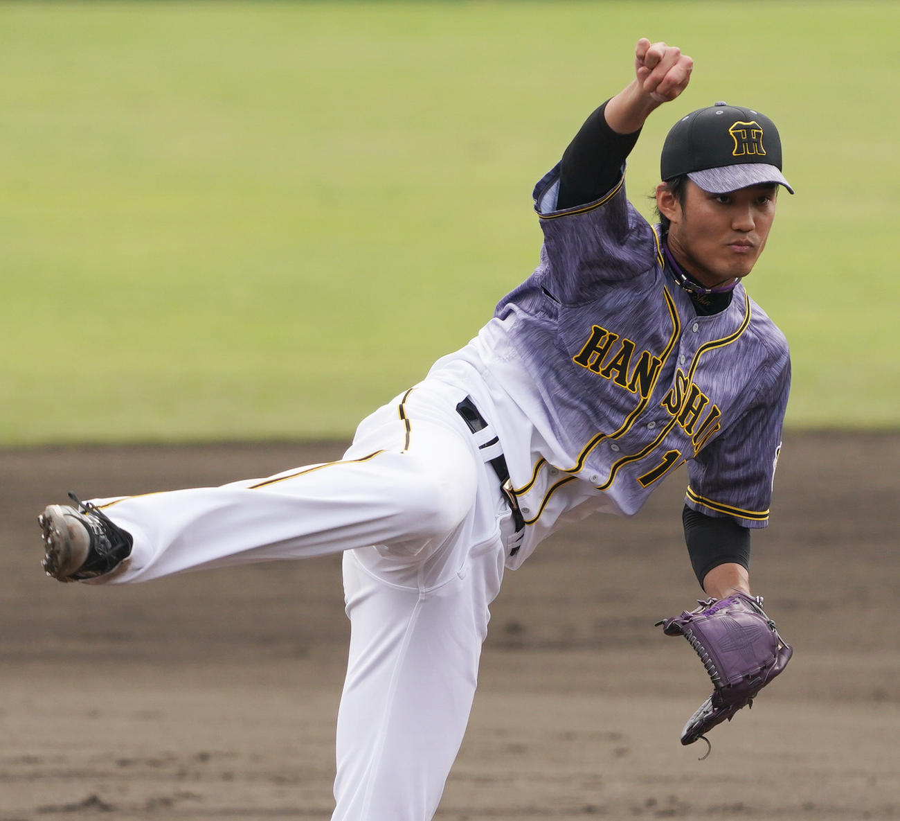 中日対阪神　4回から登板し3イニング1失点と好投する藤浪（撮影・清水貴仁）
