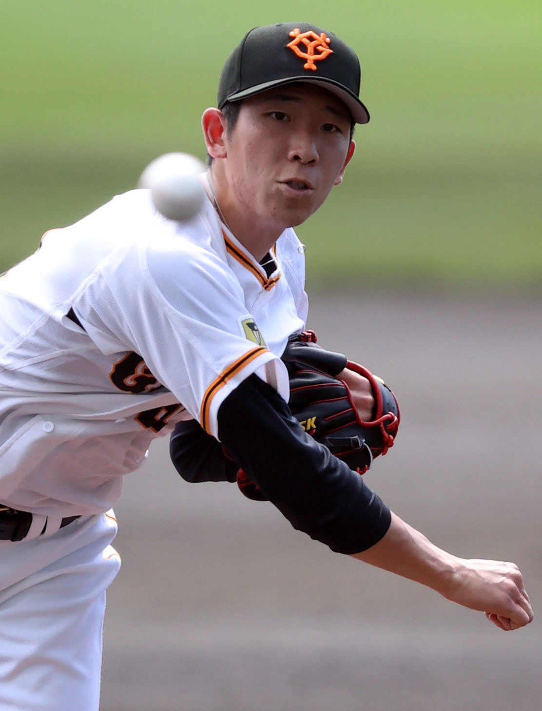 巨人対DeNA　巨人先発の戸郷（撮影・狩俣裕三）