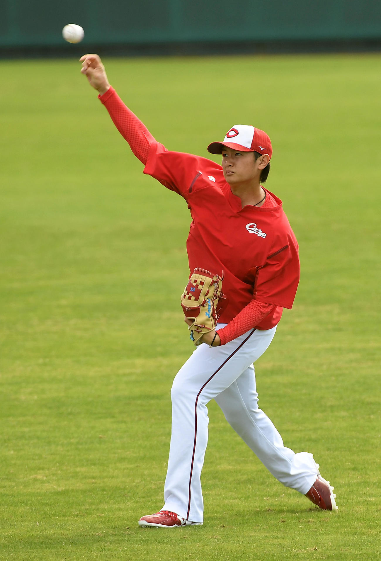 キャッチボールを行う大道（撮影・前岡正明）