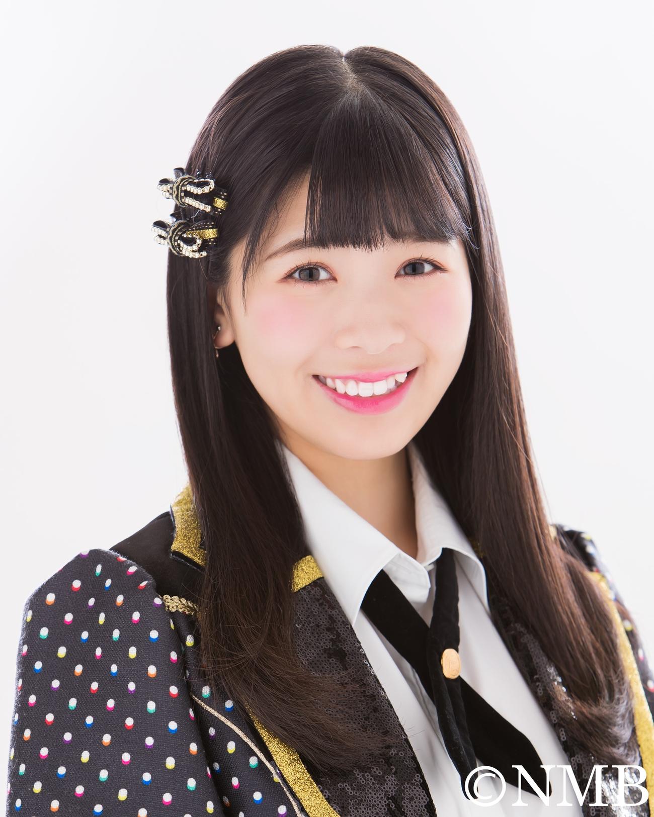 甲子園グルメ大使　NMB48安田桃寧（球団提供）