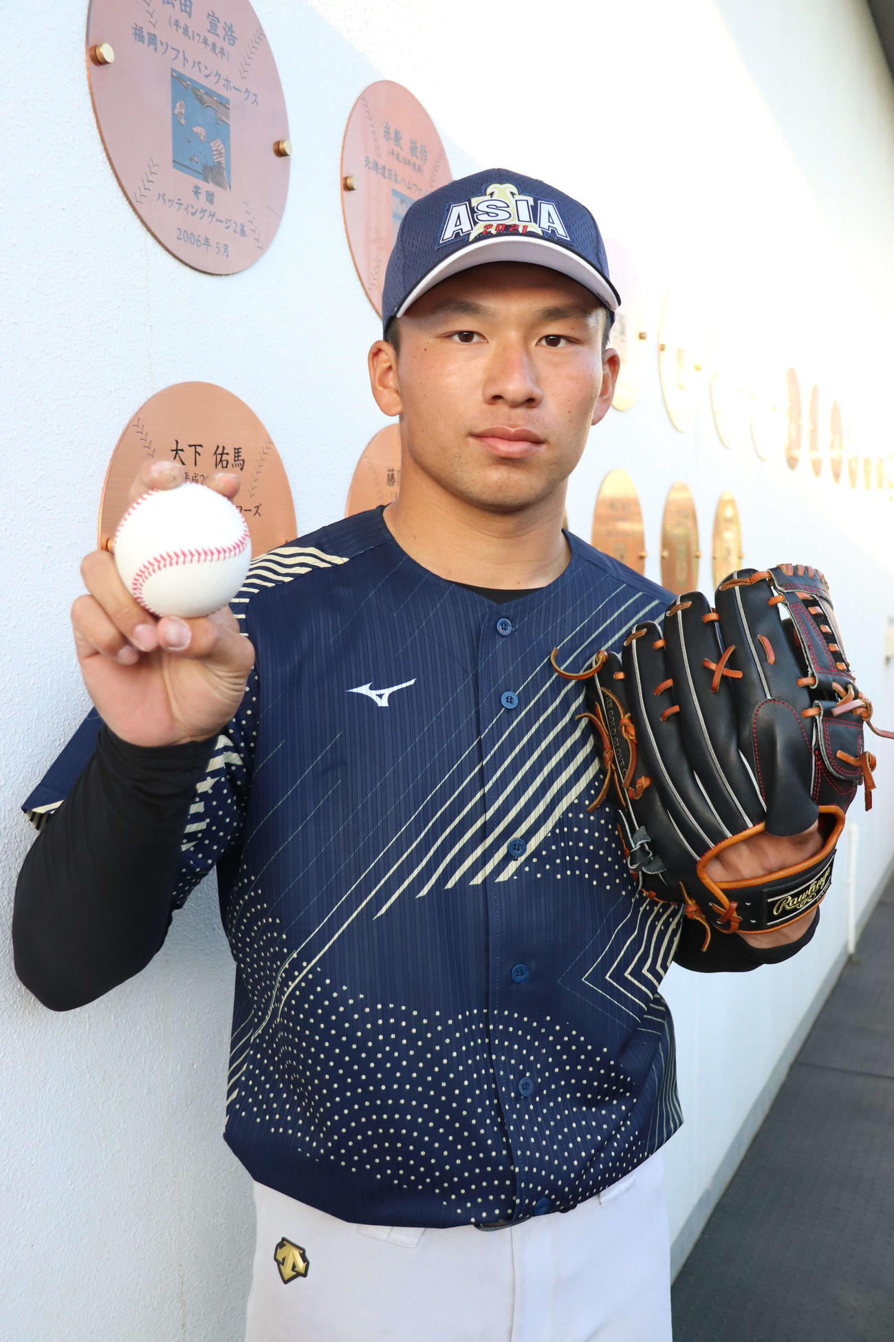 東海大対亜大　9回表に登板し、打者3人を無安打で抑える好救援をみせ、プロ志望宣言をした加藤（撮影・保坂淑子）
