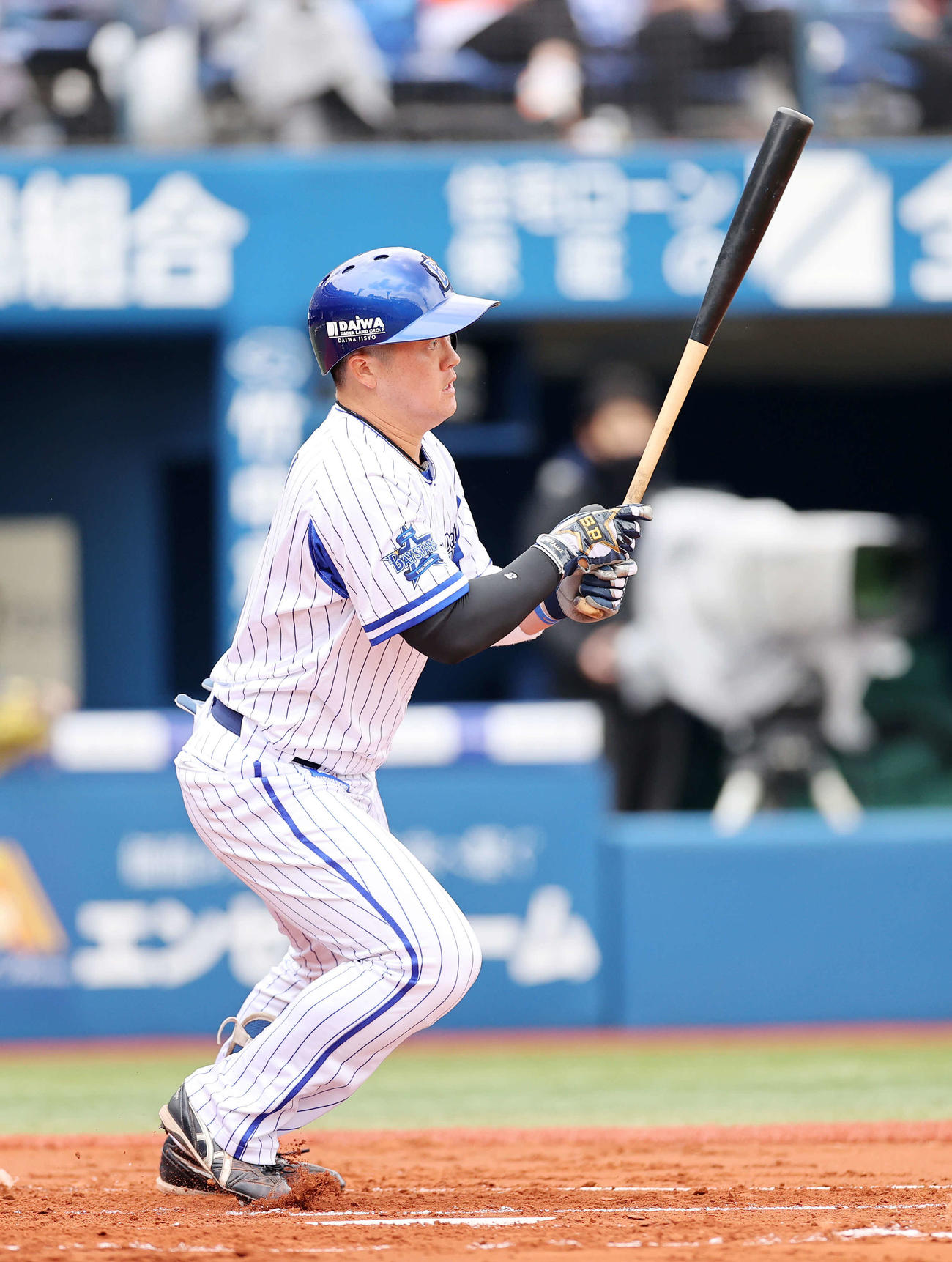 DeNA対オリックス　1回裏DeNA2死、牧は中前安打を放つ（撮影・鈴木正人）
