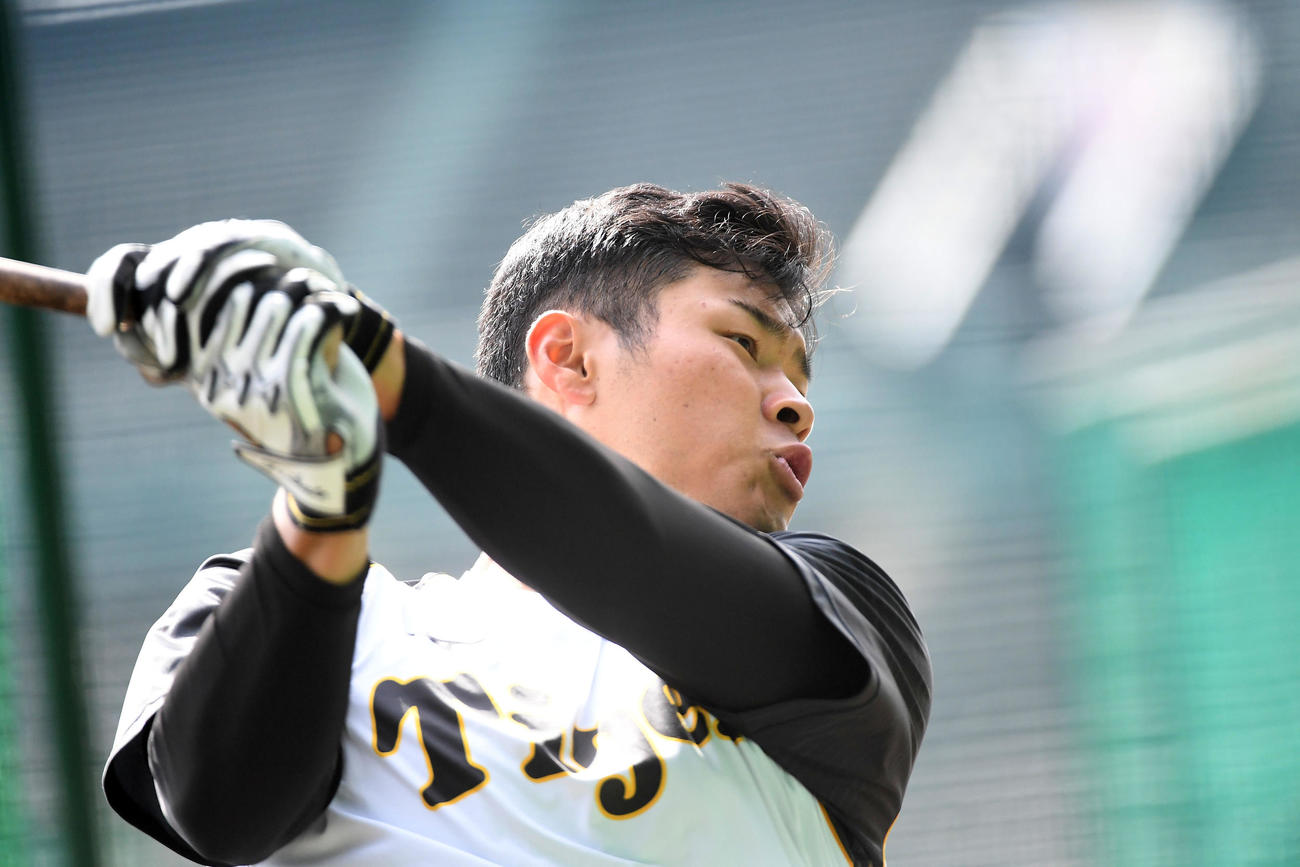 佐藤輝明（2021年3月4日撮影）