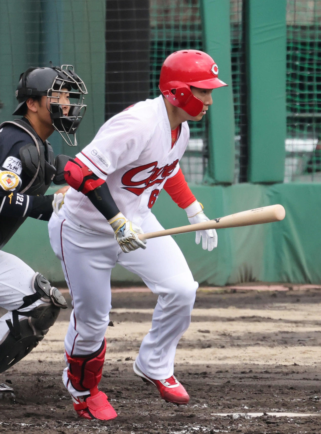 プロ野球教育リーグ広島対ソフトバンク　3回裏広島2死、脚の具合も万全！内野ゴロも一塁に駆け出す西川（撮影・加藤孝規）
