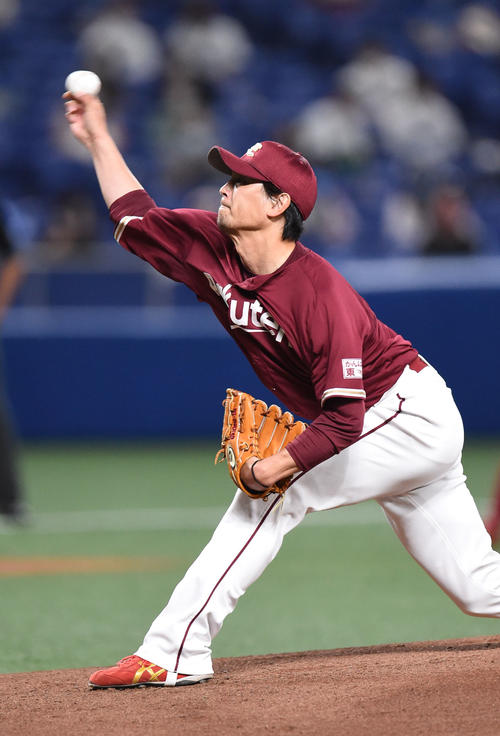 楽天先発の涌井秀章（撮影・森本幸一）