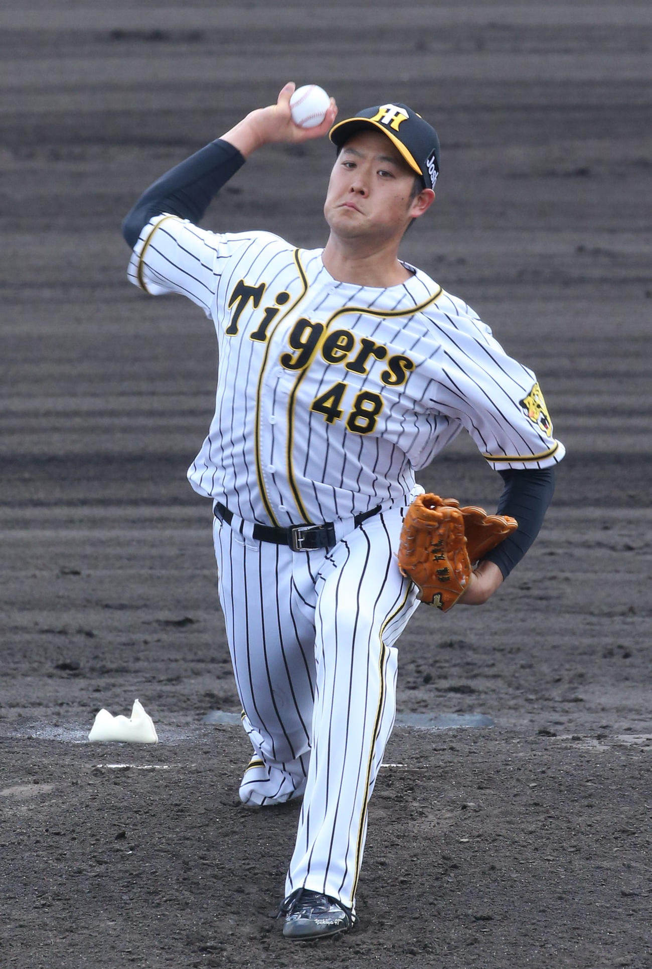阪神対天理大　1回を無失点に抑えた斎藤（代表撮影）