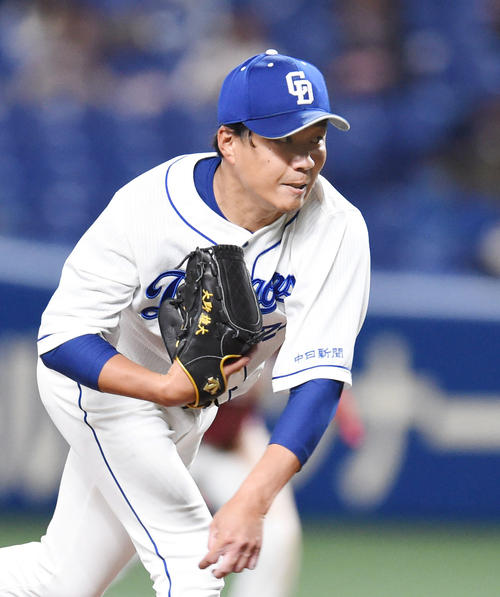 オープン戦・中日対楽天　3回表、力投する中日先発の大野雄大（撮影・森本幸一）