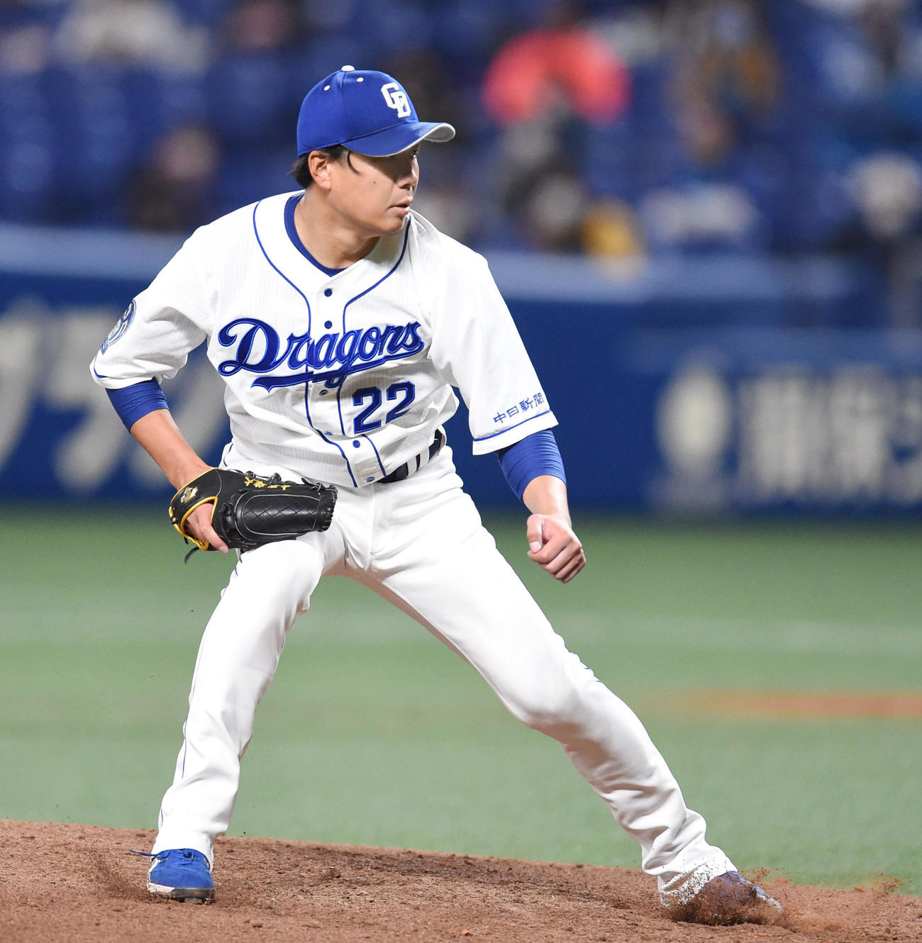 力投する中日先発の大野雄大（撮影・森本幸一）