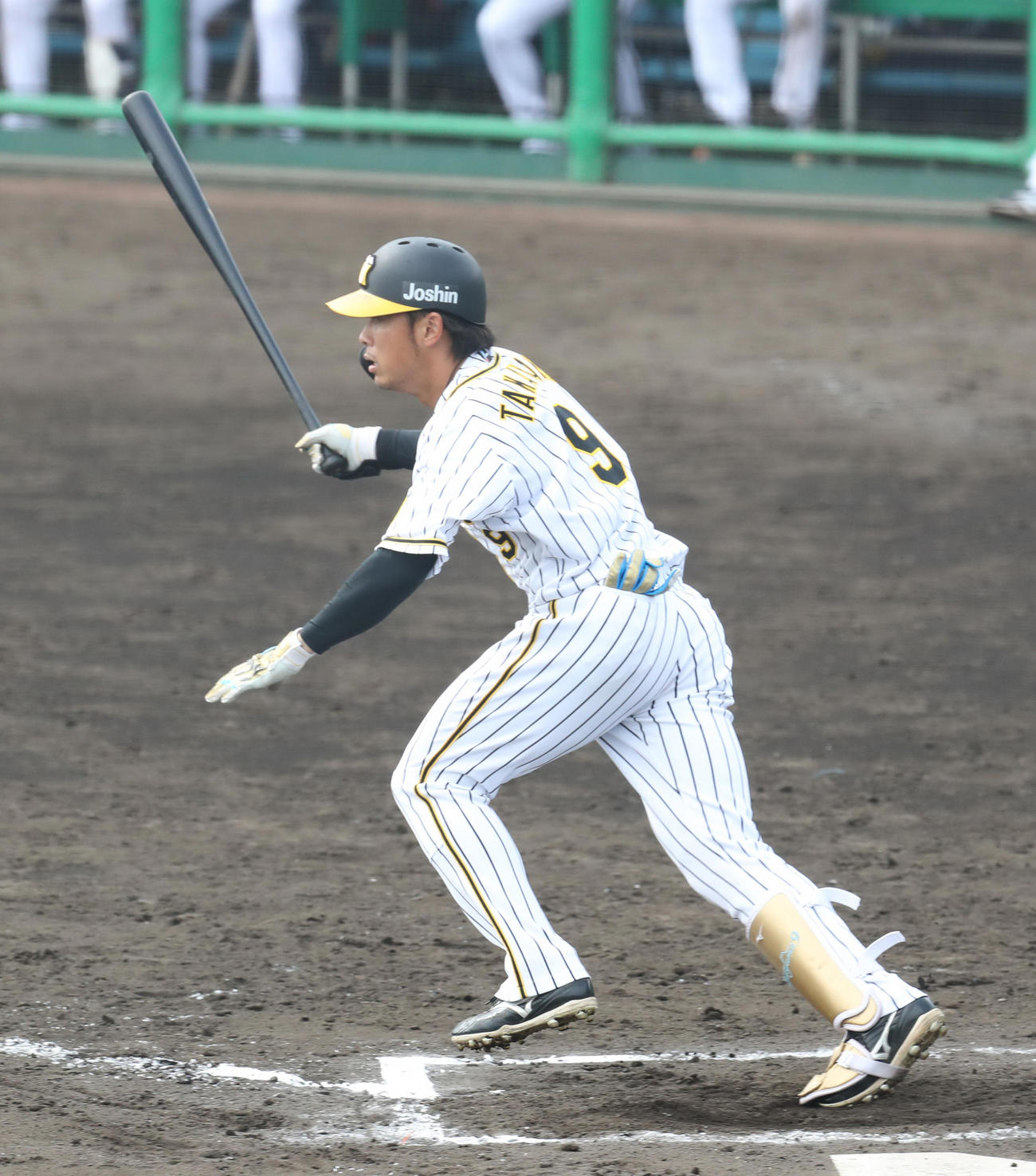 2軍戦で中前打を放つ高山（代表撮影）