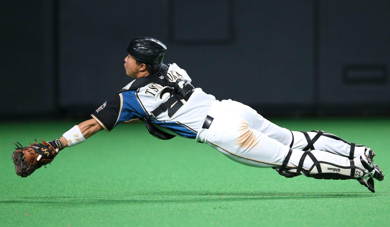 11～13年、18年～現在の「22」鶴岡慎也