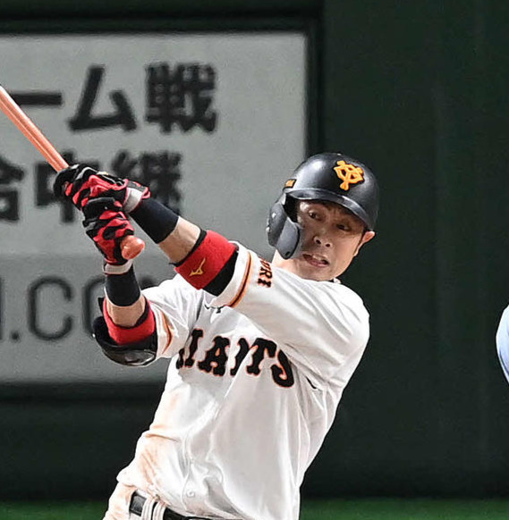 巨人亀井善行