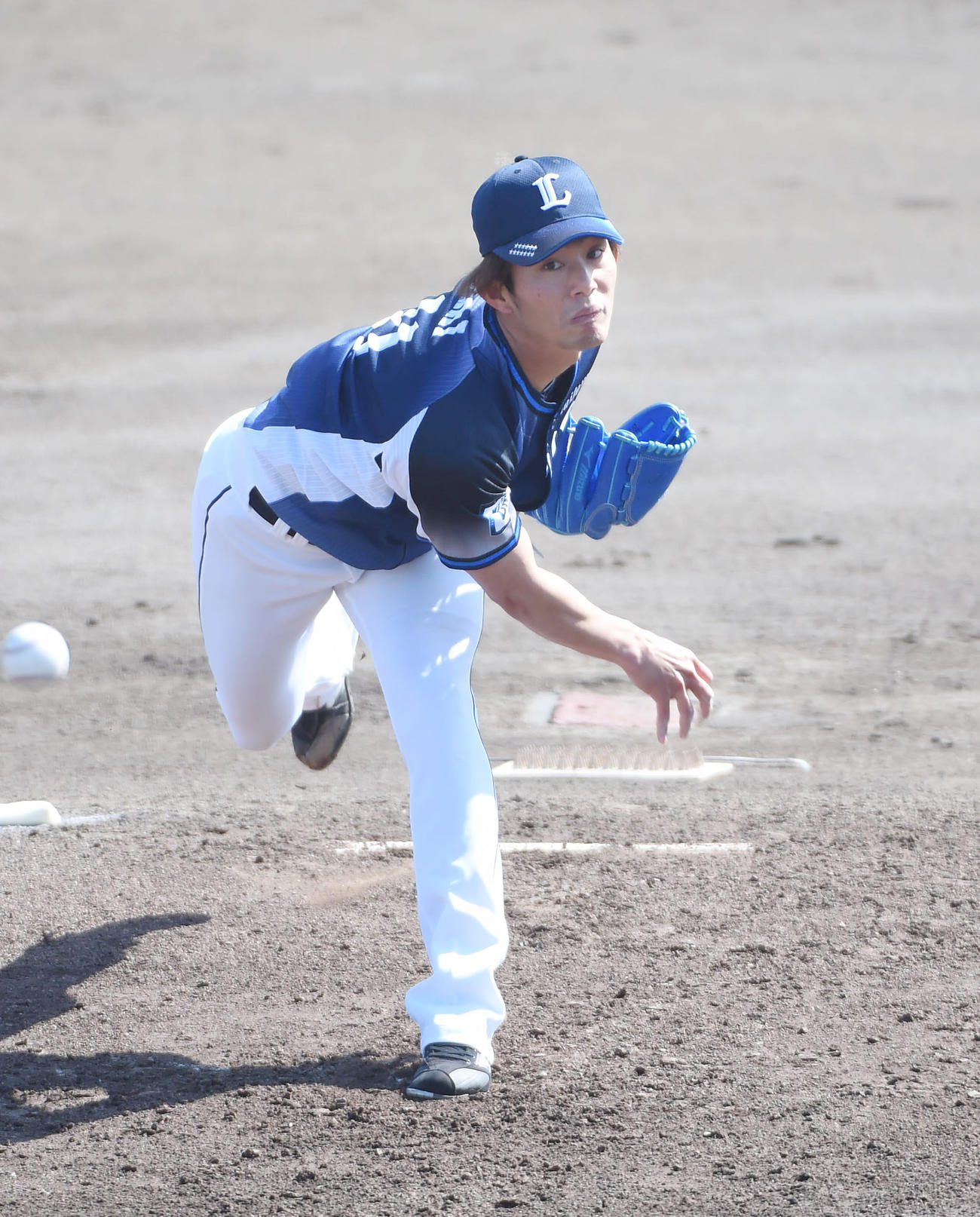 中日対西武　力投する西武先発の今井（撮影・森本幸一）