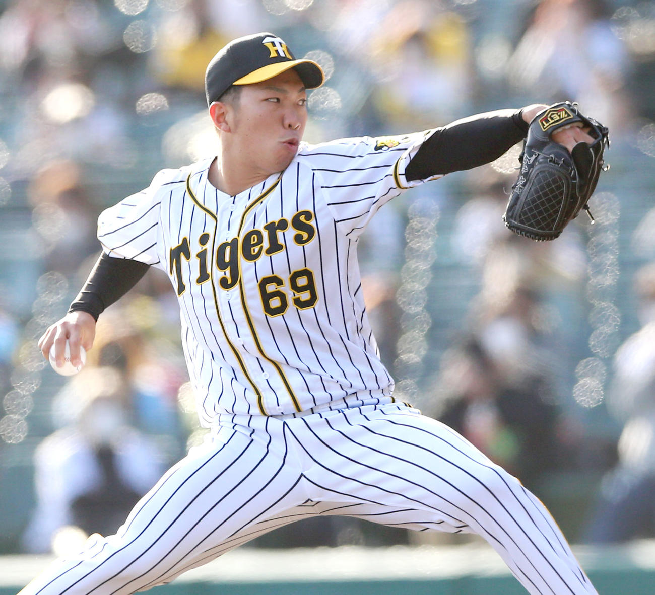 阪神対広島　9回を締めた阪神石井大智（撮影・上山淳一）