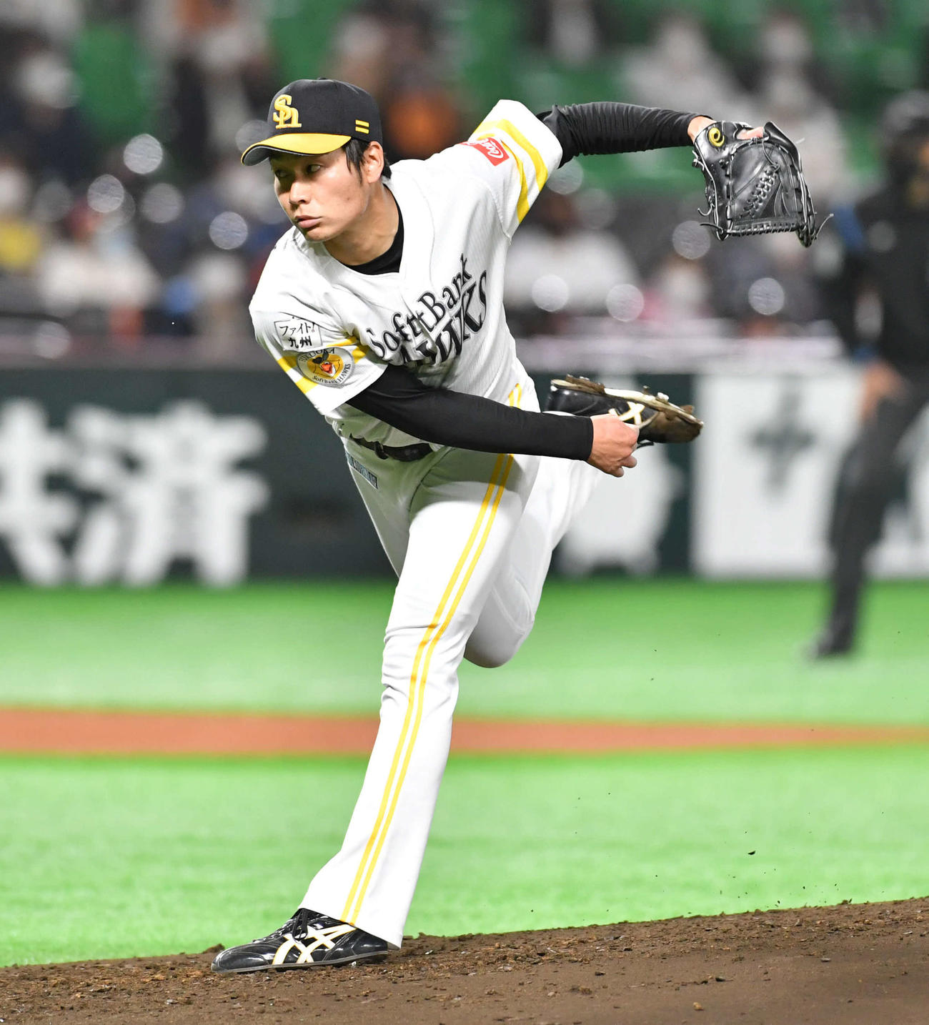 ソフトバンク対巨人　5回を無失点に抑えるソフトバンク先発の武田（撮影・岩下翔太）