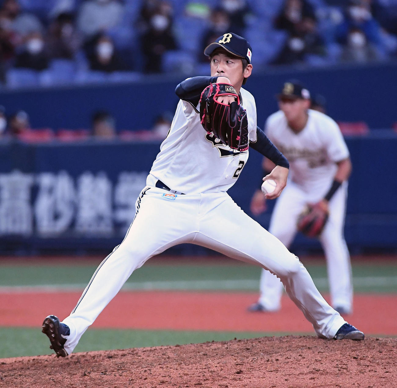 オリックス対ヤクルト　オリックス3番手の能見（撮影・前岡正明）