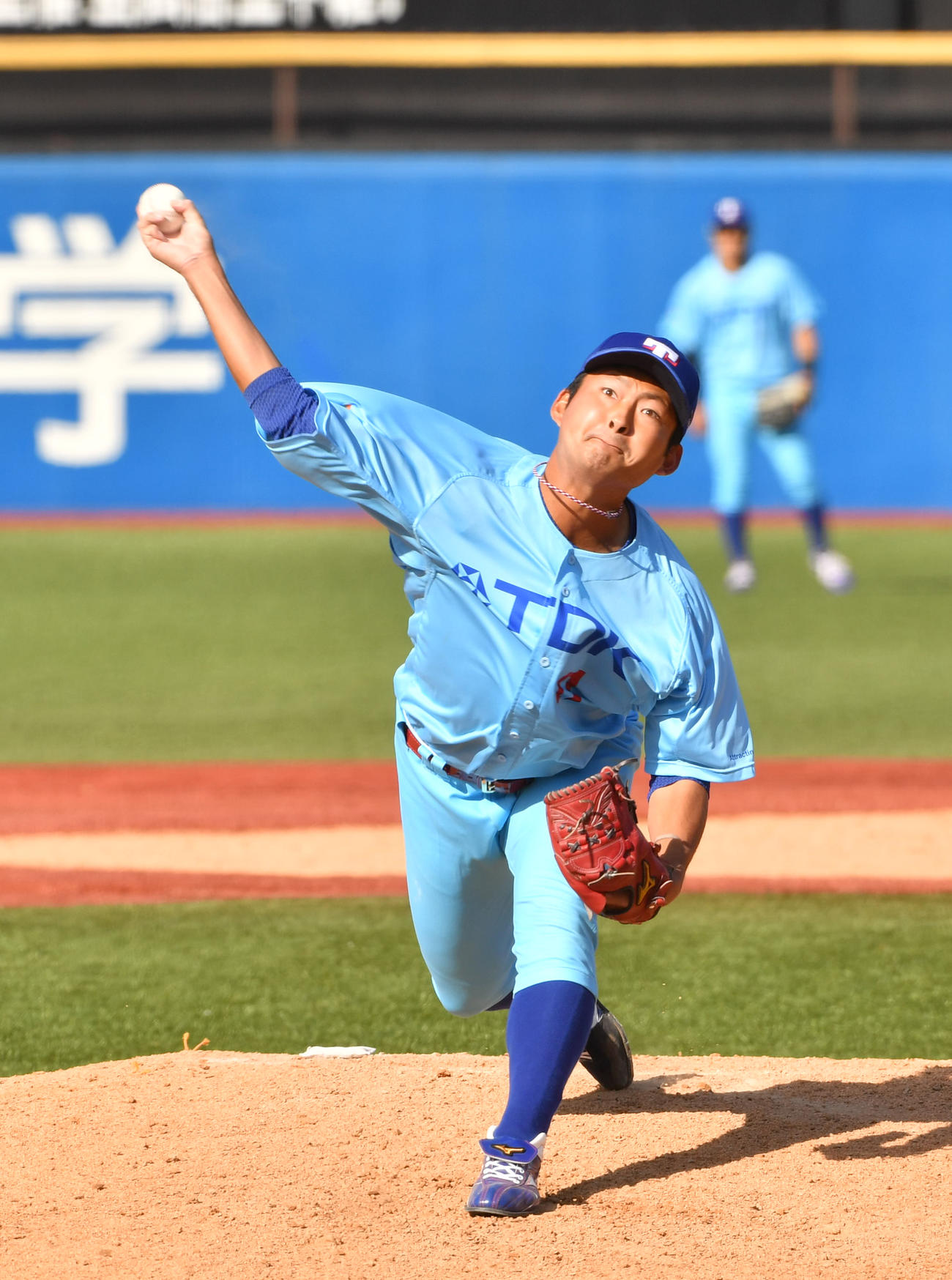 TDK対三菱自動車岡崎　9回から登板したTDK・小木田は最後を締めた（撮影・柴田隆二）