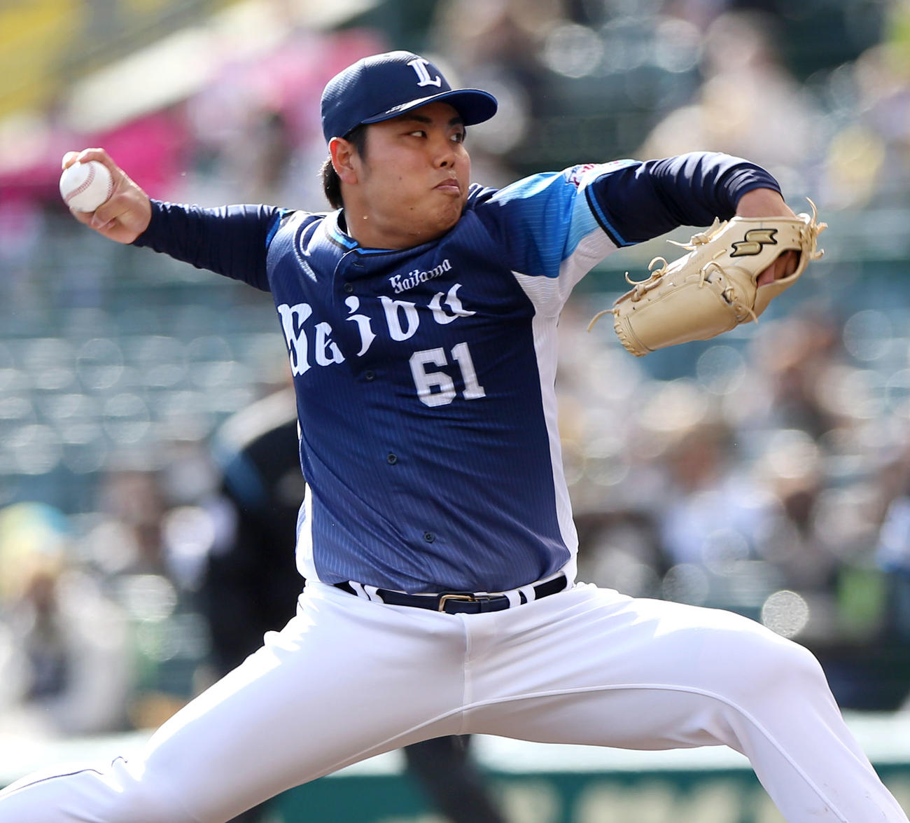 阪神対西武　6回、西武2番手で登板の平良（撮影・上山淳一）
