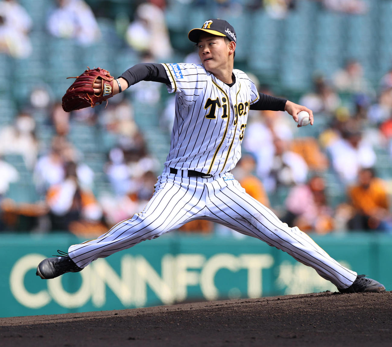 阪神対巨人　阪神先発及川雅貴（撮影・清水貴仁）