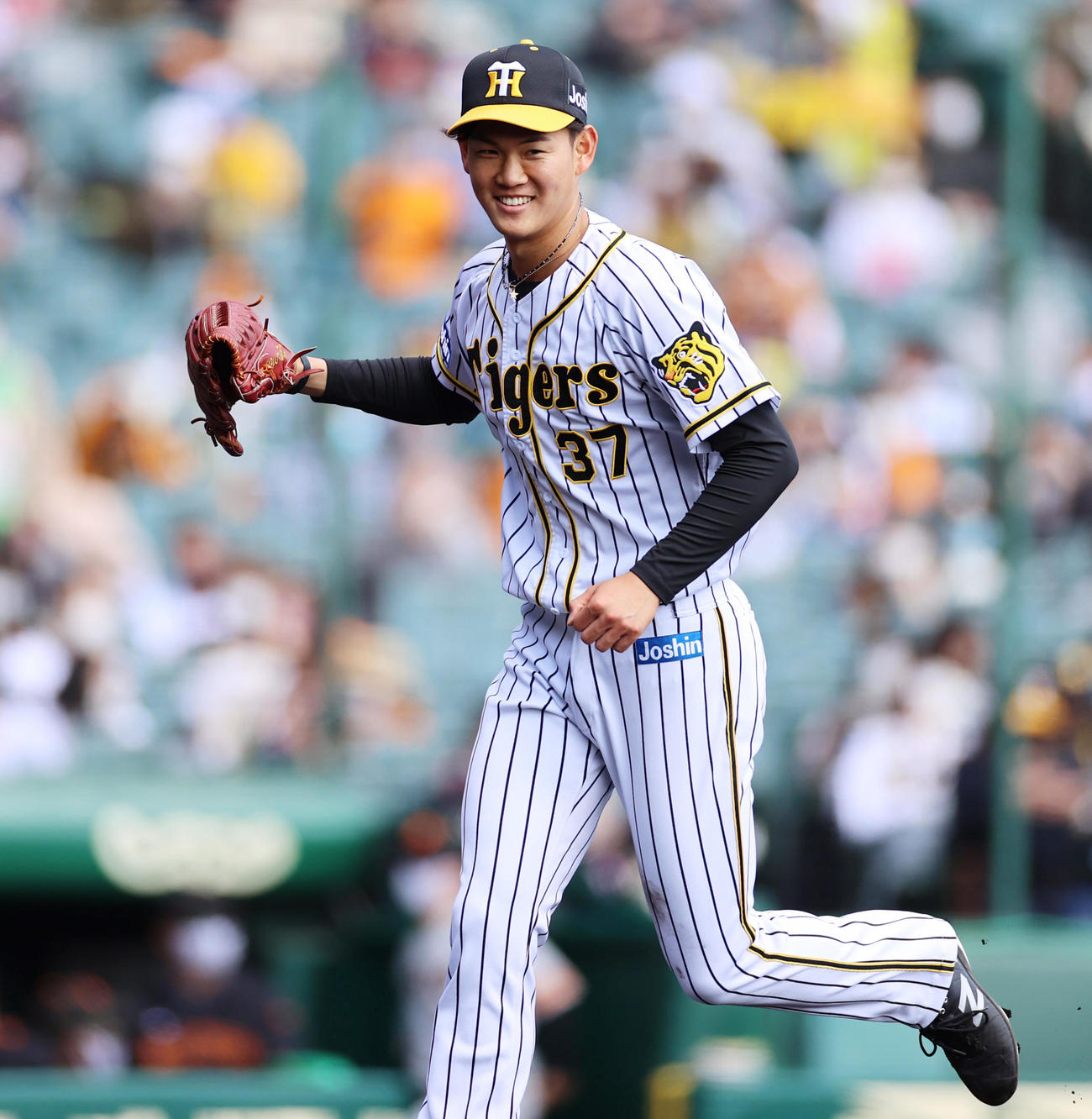 阪神対巨人　2回も3者凡退に抑える及川雅貴（撮影・清水貴仁）
