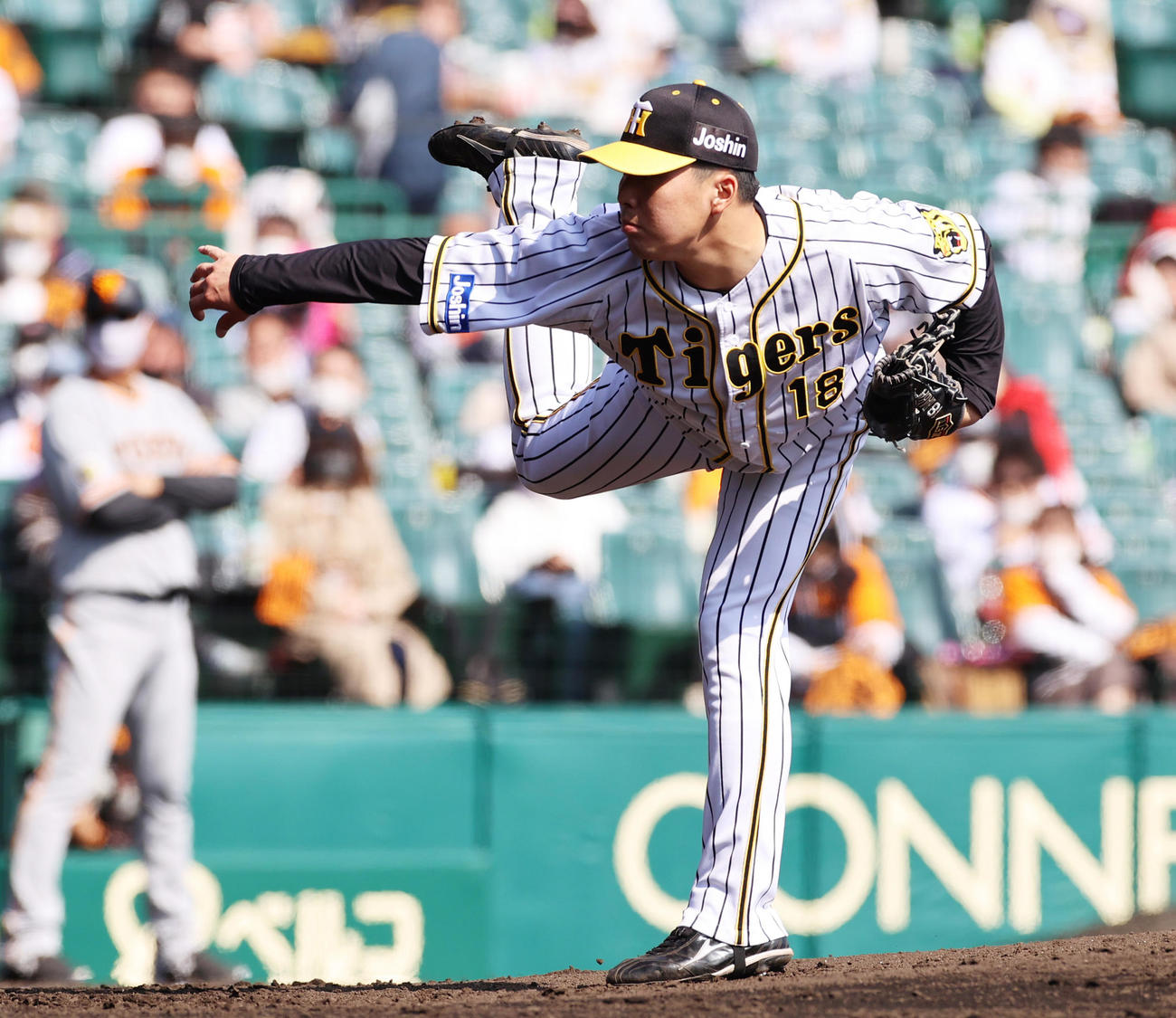 阪神対巨人　5回に登板する馬場皐輔（撮影・清水貴仁）