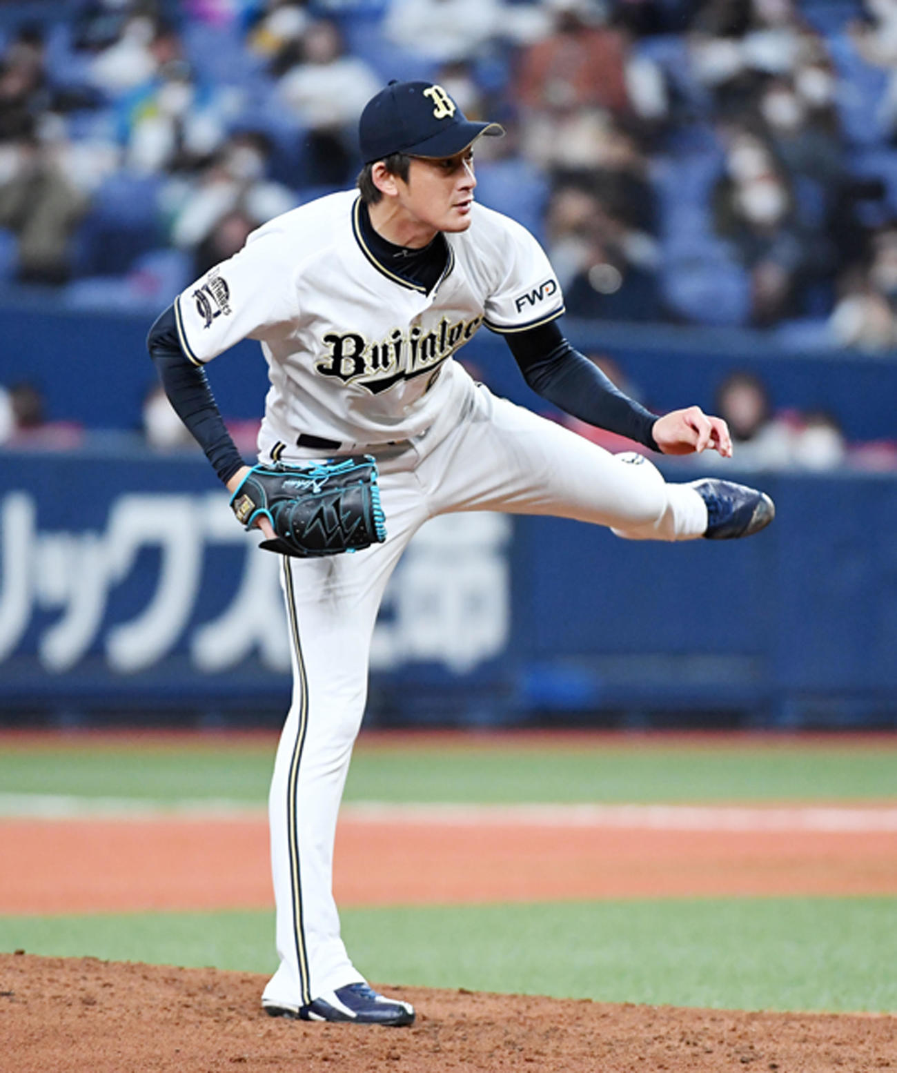オリックス対西武　オリックス2番手の能見（撮影・前岡正明）