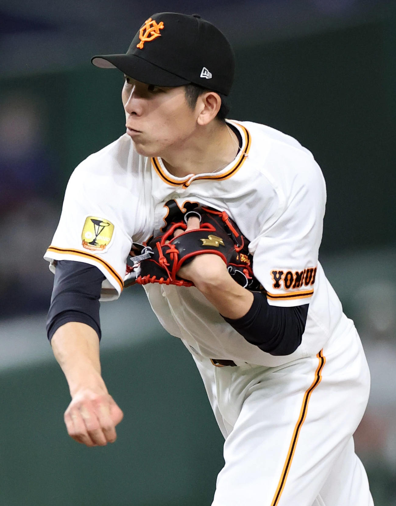 巨人対楽天　巨人先発の戸郷（撮影・狩俣裕三）