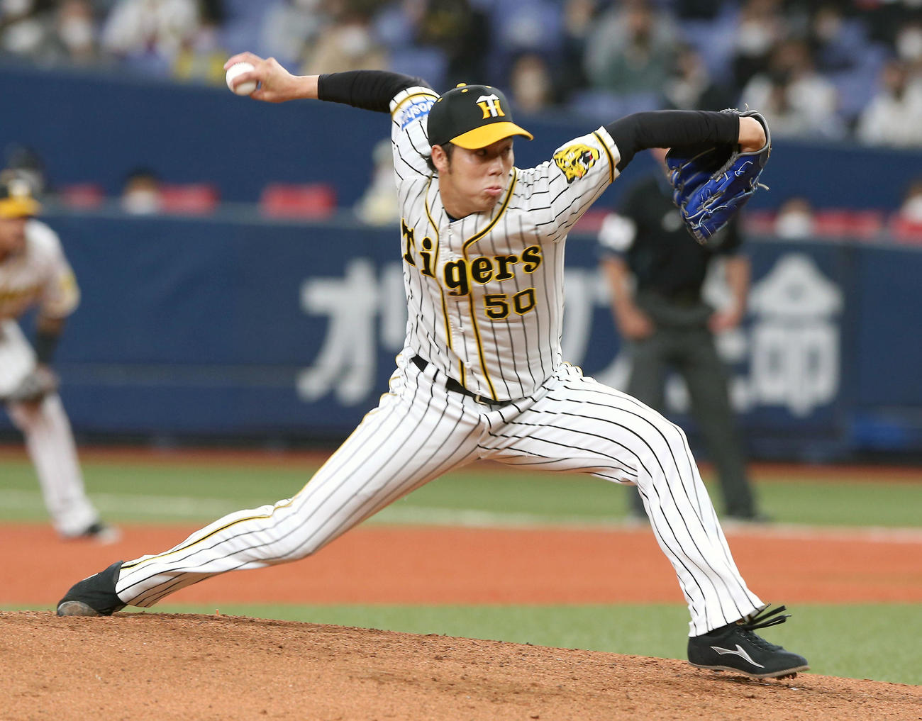 阪神対オリックス　阪神先発の青柳（撮影・上山淳一）
