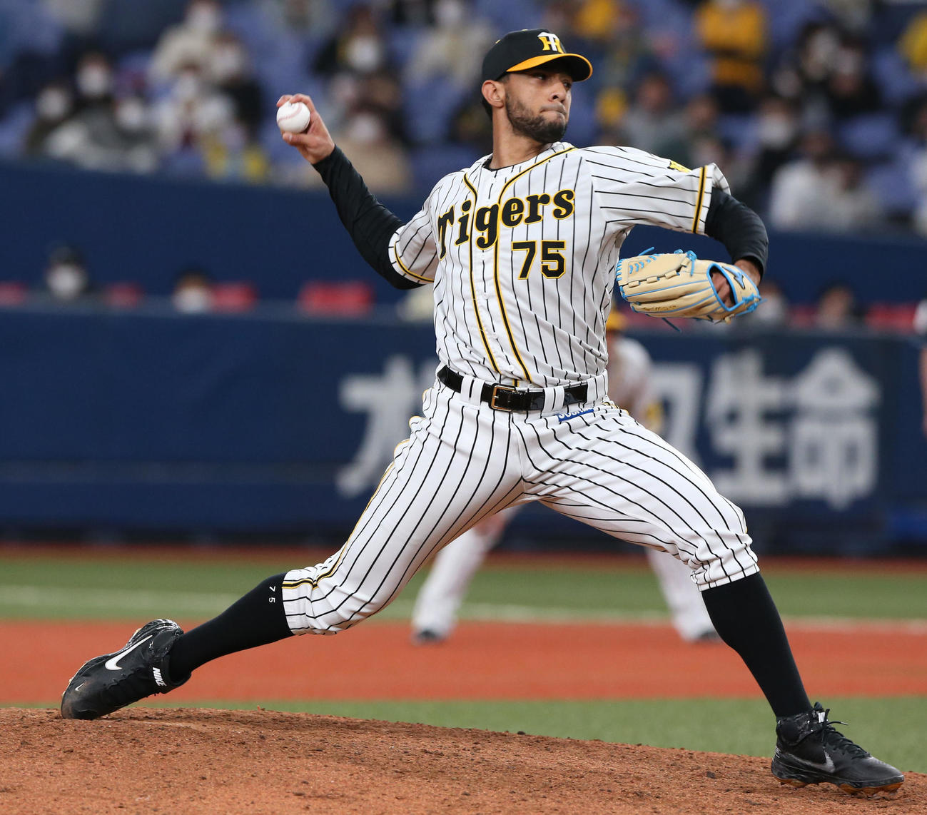 阪神対オリックス　9回に登板するロベルト・スアレス（撮影・上山淳一）