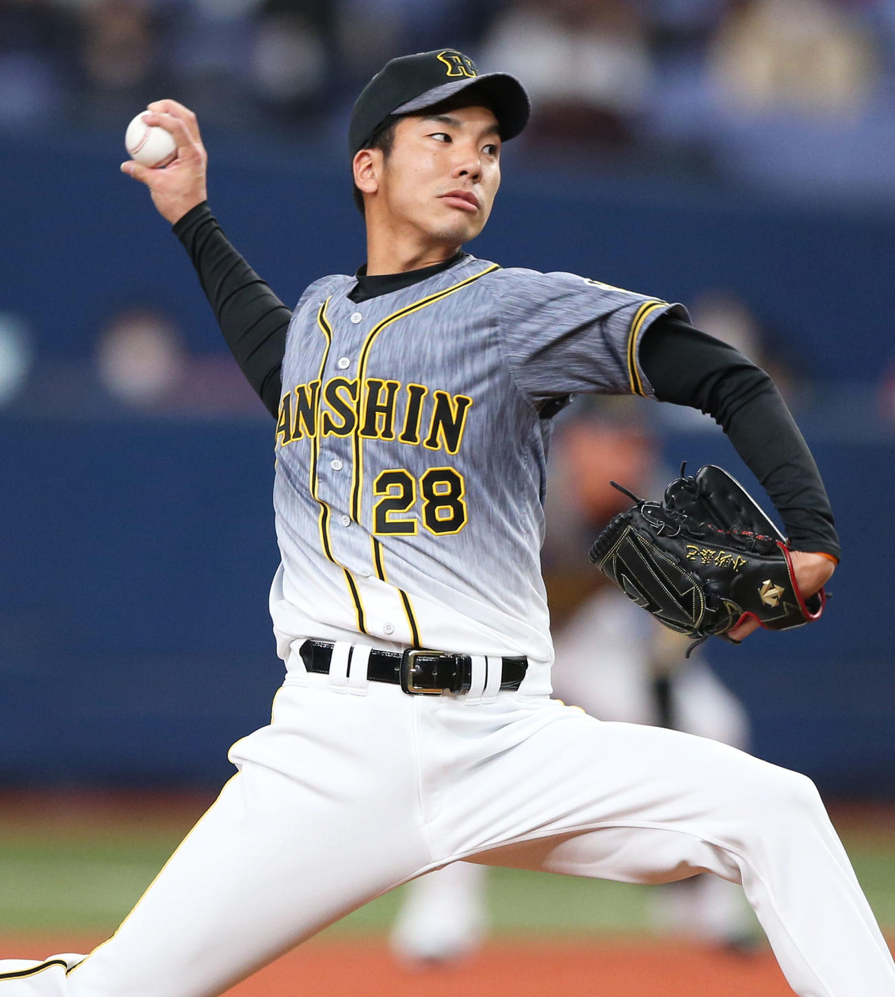 オリックス対阪神　8回、阪神4番手で登板の小野（撮影・上山淳一）