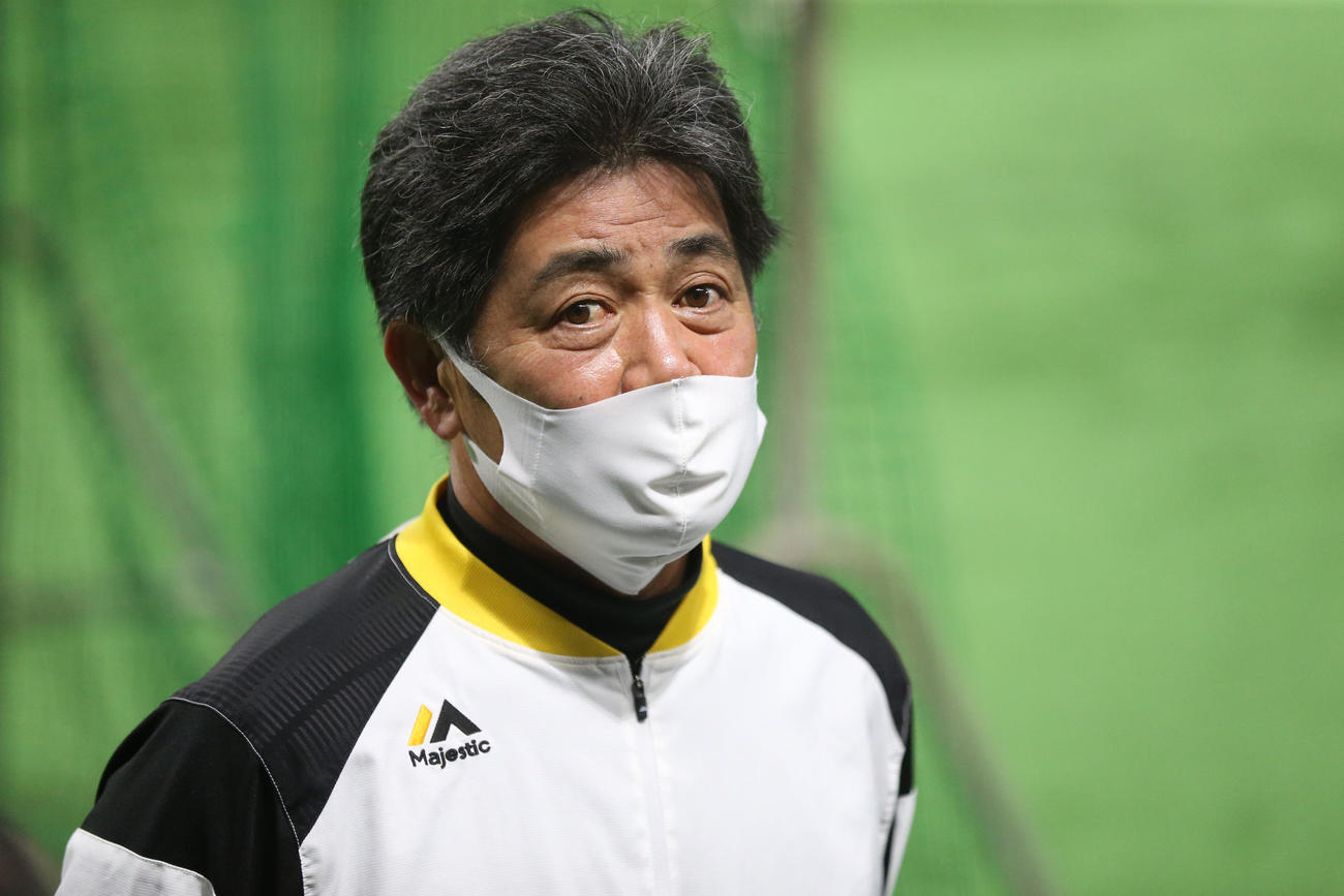 取材を受ける工藤公康監督（2021年3月15日撮影）