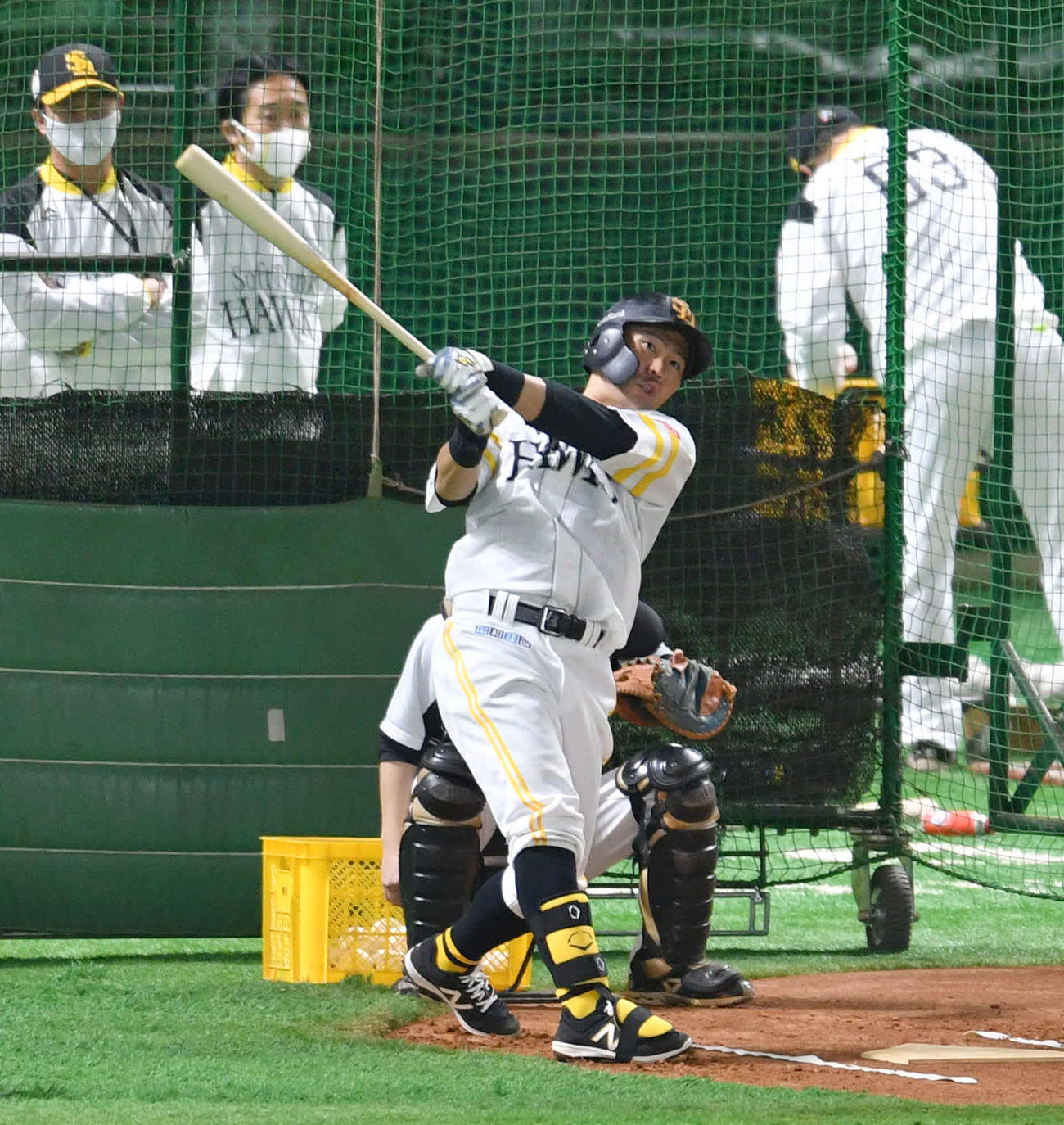 フリー打撃を行う中村晃（撮影・岩下翔太）