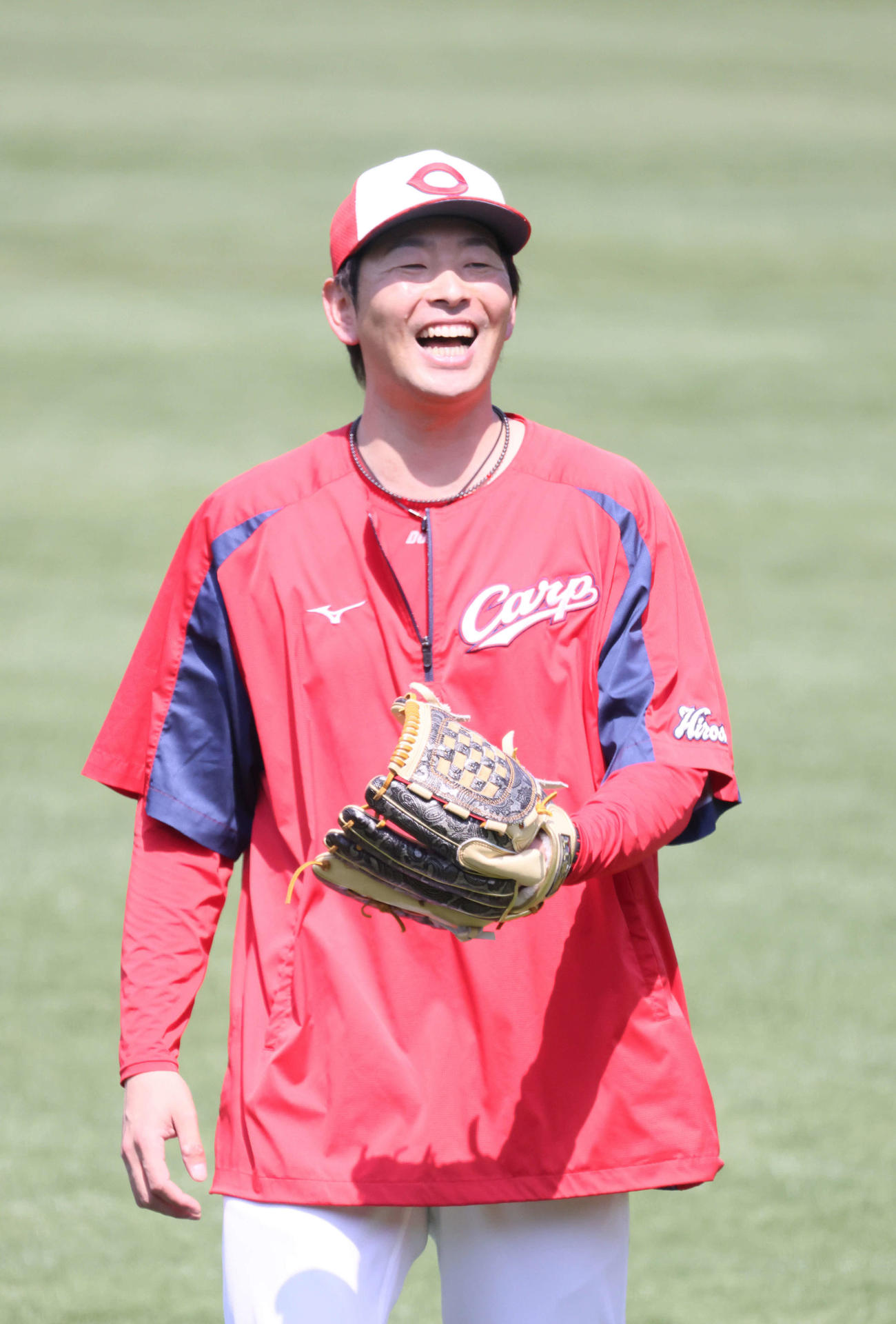 笑顔をみせる大瀬良（撮影・加藤孝規）
