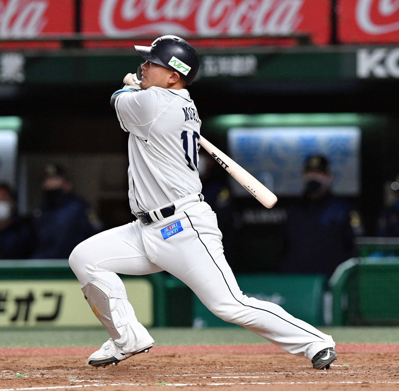 西武対オリックス　3回裏西武1死、森は右越えソロ本塁打を放つ（撮影・滝沢徹郎）